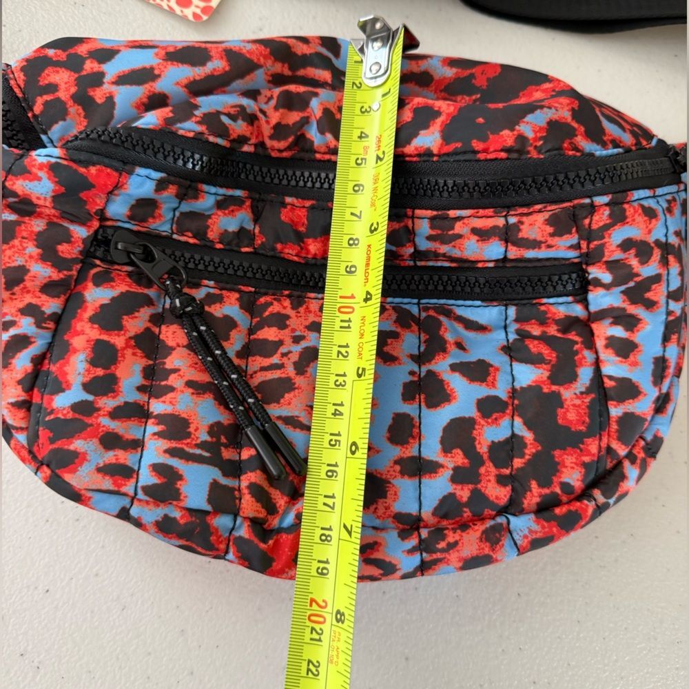 NWT! Free People Movement Quilted Print Sling Bag Sci Fi Animal Print Leopard - Picture 7 of 10